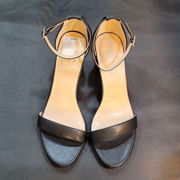 BRAND NEW BANDOLINO ANKLE STRAP LEATHER BLOCK HEEL SANDALS - Picture 3 of 16